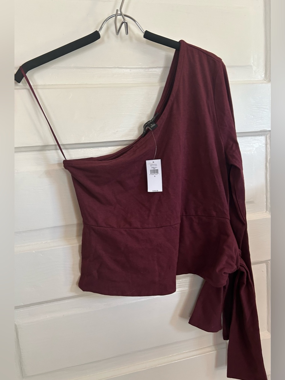 Banana Republic One-Shoulder Long Sleeve Top in Burgundy